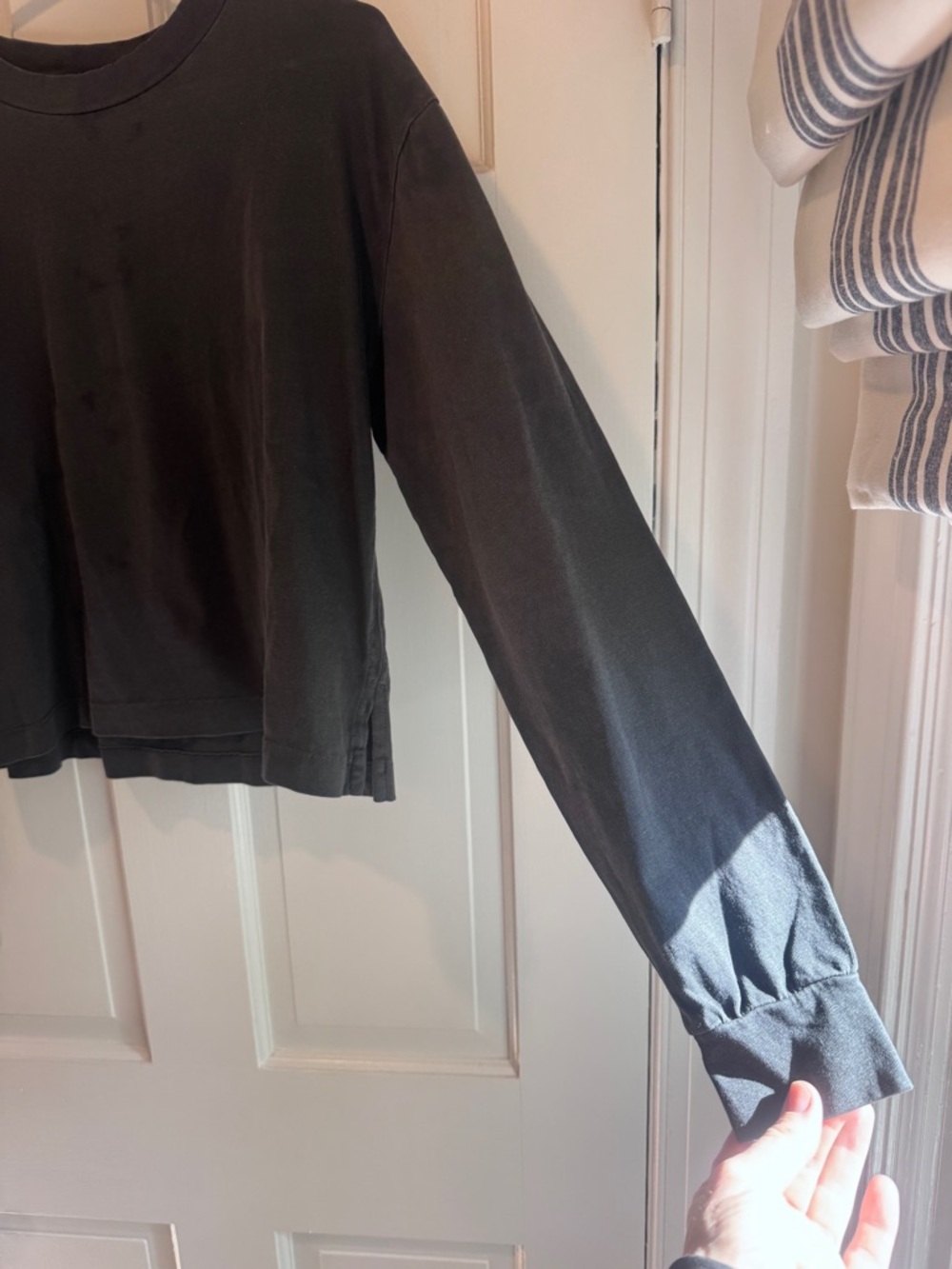 NWT Rowan Charcoal Gray Cropped Long Sleeve Tee Size S Minimalist - Picture 3 of 5